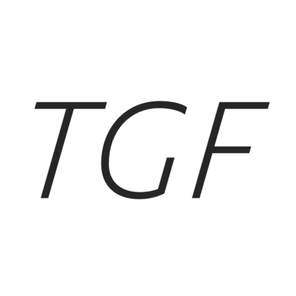 Ashley Clark • Instagram: @_the.good.find_ - Picture 2 of 2